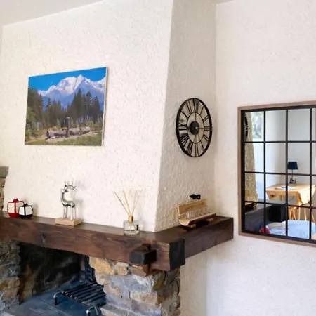 Apartment Near The Slopes In
