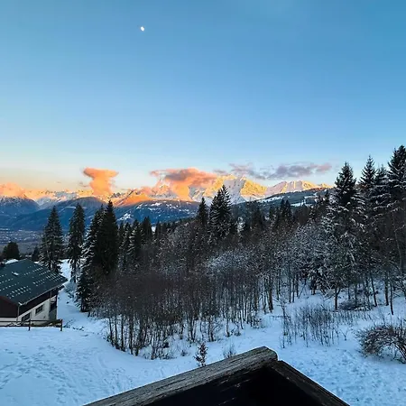 Near The Slopes In * Combloux